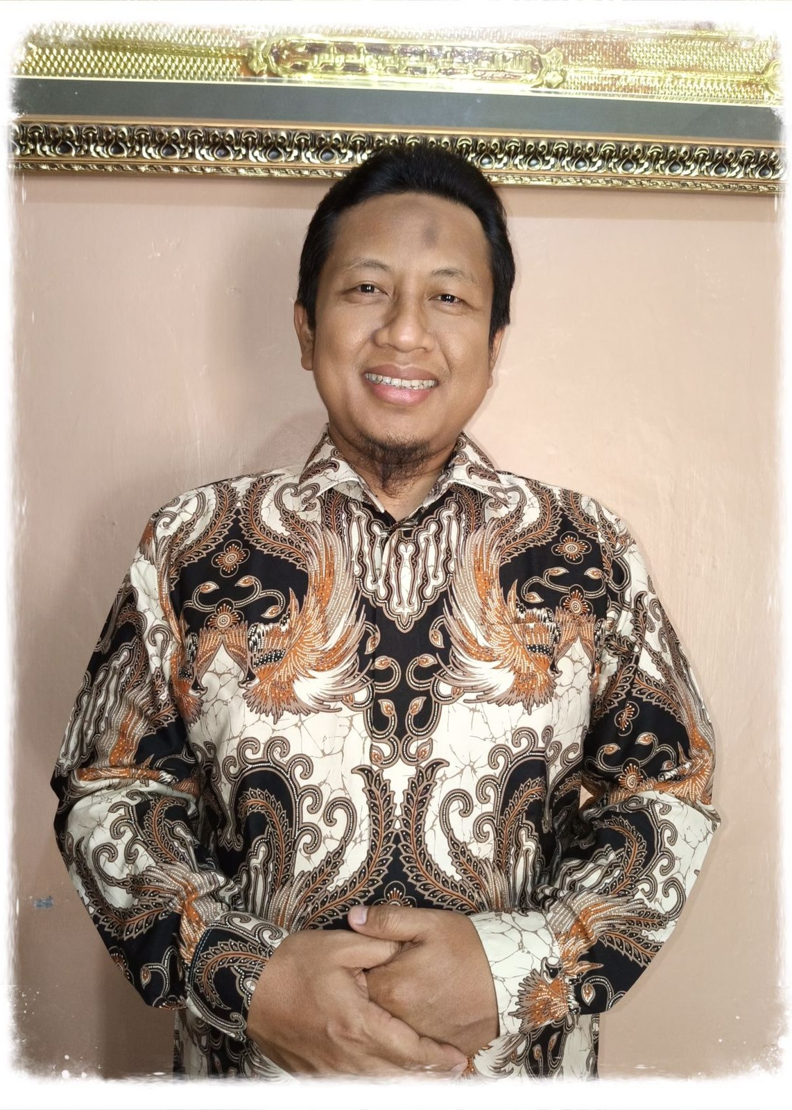 Popi Patilaya S.Si., M.Sc. Apt